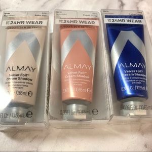 🛍 2x $20 ALMAY  Velvet Creme foil eyeshadow